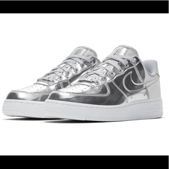 nike silver sneakers